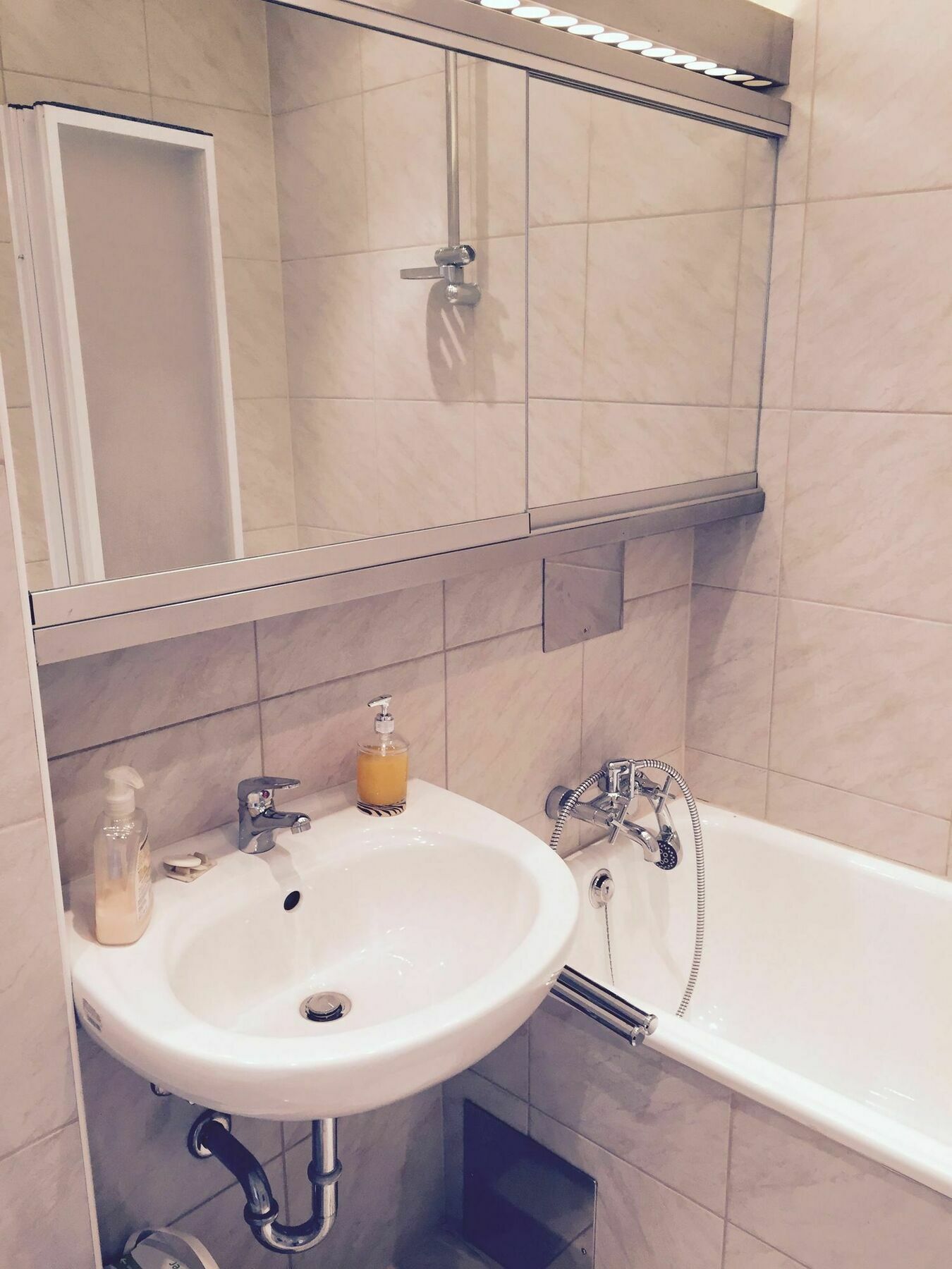 Affordable Studio Near City Center Wiedeń Zewnętrze zdjęcie